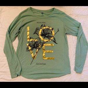 3/$15 Old Navy Long Sleeve Tee